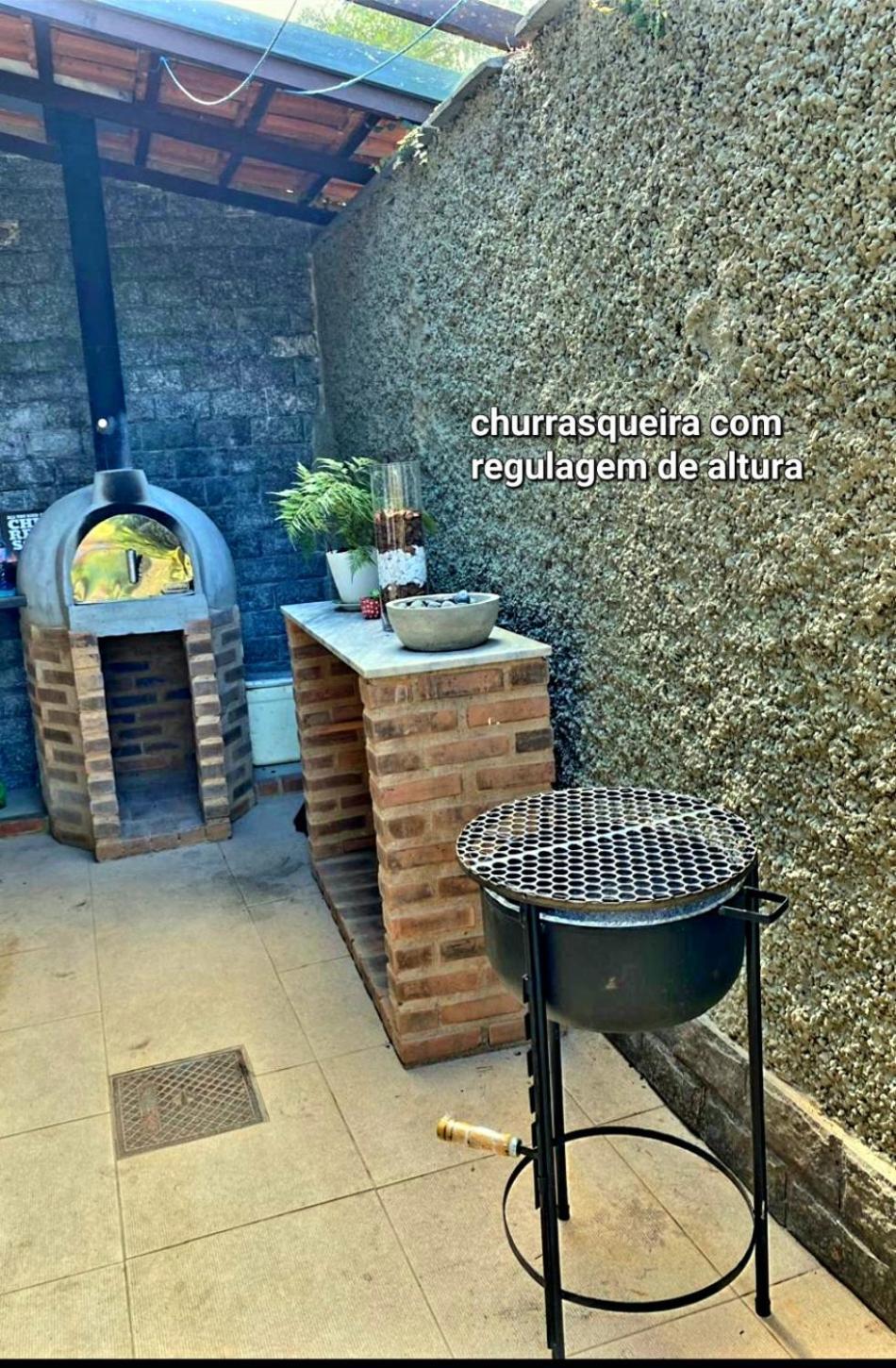 Recanto De Itaipava - Casa Com Forno De Pizza A Lenha, Churrasqueira, Pet Friendly, Equipada Para Ate 6 Pessoas, Em Meio A Natureza E Proxima Ao Centro Do Bairro Petropolis  Luaran gambar